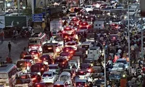 ایک ہی جرم کی 3 سزائیں: کراچی، لاہور اور اسلام آباد میں ٹریفک جرمانہ کتنا؟ ایک ہی جرم کی 3 سزائیں: کراچی، لاہور اور اسلام آباد میں ٹریفک جرمانہ کتنا؟