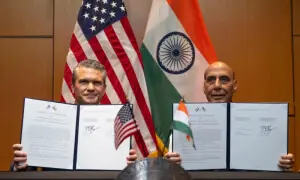 US Defence Secretary signs 10-year defence pact with India US Defence Secretary signs 10-year defence pact with India