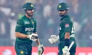 پاکستان نے جنوبی افریقا کو ٹی 20 میں شکست دے کر سیریز 1-2 سے اپنے نام کرلی