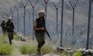 پاک افغان سرحد پر فائر بندی کی خلاف ورزی: چمن باڈر پر پاکستانی پوسٹوں پر بلا اشتعال فائرنگ