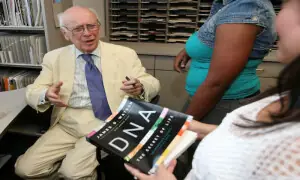 James Watson, co-discoverer of DNA’s double helix, dies at 97 James Watson, co-discoverer of DNA’s double helix, dies at 97