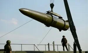 ’روس کسی بھی وقت نیٹو پر محدود حملے شروع کردے گا‘، جرمن جنرل کی وارننگ ’روس کسی بھی وقت نیٹو پر محدود حملے شروع کردے گا‘، جرمن جنرل کی وارننگ