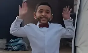 غزہ کا ننھا ’ظہران ممدانی‘: فلسطینی بچے کا نیویارک کے نئے میئر کی جیت کا منفرد انداز میں جشن غزہ کا ننھا ’ظہران ممدانی‘: فلسطینی بچے کا نیویارک کے نئے میئر کی جیت کا منفرد انداز میں جشن