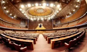 27ویں ترمیم: دوبارہ رکنِ پارلیمنٹ بننے پر صدر کا تاحیات استثنیٰ ختم، دو نکات پر ڈیڈلاک برقرار