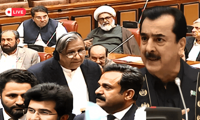 27 ویں ترمیمی بل حتمی منظوری کیلئے سینیٹ میں پیش، اپوزیشن کا واک آؤٹ 27 ویں ترمیمی بل حتمی منظوری کیلئے سینیٹ میں پیش، اپوزیشن کا واک آؤٹ