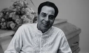 بالی وُڈ کے ’ہی مین‘ دھرمیندر انتقال کر گئے؟