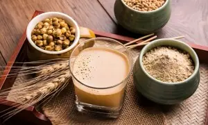 گرمیوں کی ٹھنڈک، سردیوں کی طاقت ’ستو‘ : ہر موسم کا سپر فوڈ