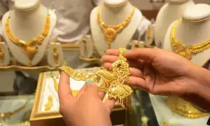 Gold price surges by Rs8,300 in Pakistan Gold price surges by Rs8,300 in Pakistan