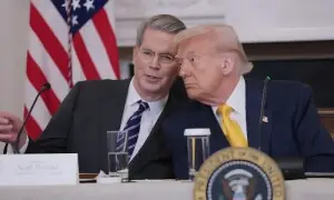 ’آؤ، امریکیوں کو تربیت دو اور واپس جاؤ‘: ٹرمپ کی نئی ویزا پالیسی