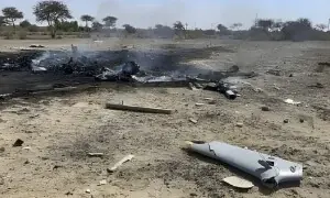 بھارتی فضائیہ کا ایک اور تربیتی طیارہ گر کر تباہ