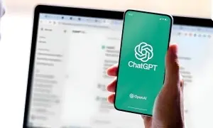 اوپن اے آئی نے چیٹ جی پی ٹی کے بار بار ’لمبے — ڈیش‘ کے استعمال کا مسئلہ حل کردیا اوپن اے آئی نے چیٹ جی پی ٹی کے بار بار ’لمبے — ڈیش‘ کے استعمال کا مسئلہ حل کردیا