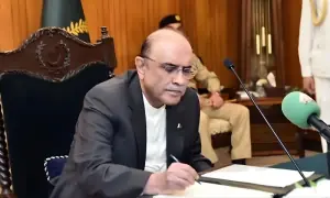 صدر مملکت کے دستخط؛ آرمی، ایئر فورس اور نیوی ترمیمی بل آئین میں شامل صدر مملکت کے دستخط؛ آرمی، ایئر فورس اور نیوی ترمیمی بل آئین میں شامل