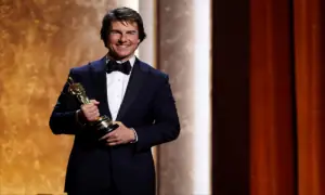 Tom Cruise touts the power of cinema as he accepts honorary Oscar Tom Cruise touts the power of cinema as he accepts honorary Oscar