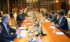 Pakistan, Russia renew push for deeper cooperation at SCO meetings