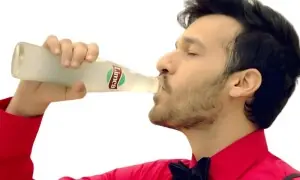 پیٹ میں گیس کی تکلیف میں لِمکا پینا فائدہ یا غلطی؟ حیران کن حقیقت