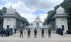 بنگلہ دیش سپریم کورٹ کا غیرجانبدار کیئر ٹیکر نظام بحال کرنے کا حکم بنگلہ دیش سپریم کورٹ کا غیرجانبدار کیئر ٹیکر نظام بحال کرنے کا حکم