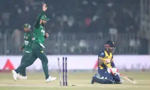 Tri-Nation T20: Pakistan crush Sri Lanka by seven wickets in Rawalpindi