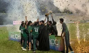 سنسنی خیز مقابلے کے بعد بنگلہ دیش کو ہرا کر پاکستان رائزنگ اسٹار ایشیا کپ کا چیمپیئن بن گیا سنسنی خیز مقابلے کے بعد بنگلہ دیش کو ہرا کر پاکستان رائزنگ اسٹار ایشیا کپ کا چیمپیئن بن گیا