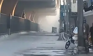 پشاور : ایف سی ہیڈکوارٹرز کے قریب دھماکہ، فائرنگ کی آوازیں