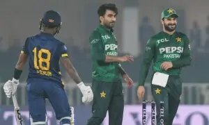 سہ ملکی ٹی 20 سیریز: سری لنکا کا پاکستان کو جیت کے لیے 185 رنز کا ہدف