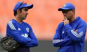 ٹیسٹ سیریز میں وائٹ واش: سابق بھارتی کرکٹر نے گوتم گھمبیر کو ’دماغی مریض‘ قرار دے دیا ٹیسٹ سیریز میں وائٹ واش: سابق بھارتی کرکٹر نے گوتم گھمبیر کو ’دماغی مریض‘ قرار دے دیا