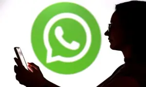 Russia threatens full ban on WhatsApp