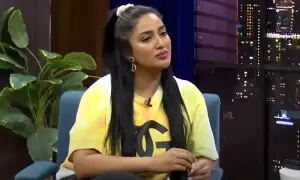 متھیرا نے ریمپ واک پر تنقید کرنے والوں کو ’ذہنی مریض‘ کہہ دیا