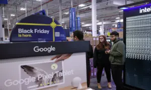 Black Friday consumers go online, rather than stand in line