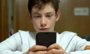 آسٹریلیا میں 16 سال سے کم عمر بچوں پر سوشل میڈیا کے استعمال پر پابندی