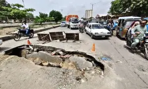 ’یہ حادثہ نہیں غفلت کی وجہ سے ہوا قتل ہے‘: گٹر میں گرنے والے بچے کی ہلاکت پر سندھ حکومت تنقید کی زد میں