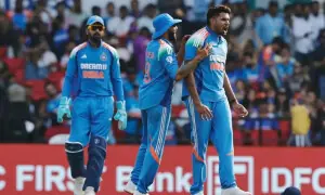 جنوبی افریقی کھلاڑی کو نامناسب اشارہ؛ بھارتی بولر پر الزام ثابت