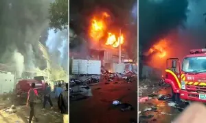 کراچی: لانڈھی میں آگ سے متاثرہ فیکٹری کی مکمل عمارت زمیں بوس کراچی: لانڈھی میں آگ سے متاثرہ فیکٹری کی مکمل عمارت زمیں بوس