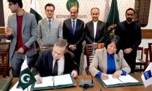 Pakistan, ADB sign $61.8m deals for rail, urban transport and water projects