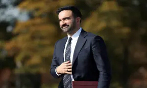 NYC Mayor-elect Zohran Mamdani gets warm welcome from Pakistani-Americans NYC Mayor-elect Zohran Mamdani gets warm welcome from Pakistani-Americans