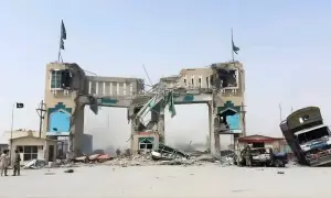 Pakistan, Afghanistan trade heavy fire at Chaman-Spin Boldak border Pakistan, Afghanistan trade heavy fire at Chaman-Spin Boldak border