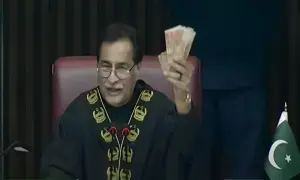 National Assembly erupts in laughter as Speaker waves lost Rs5,000 notes