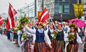 یورپی ملک میں مردوں کی کمی، بیویاں دوسری خواتین کو شوہر کرائے پر دینے لگیں یورپی ملک میں مردوں کی کمی، بیویاں دوسری خواتین کو شوہر کرائے پر دینے لگیں