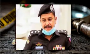 حیدرآباد: ریٹائرڈ پولیس افسر راحت زیدی کی گولی لگی لاش برآمد حیدرآباد: ریٹائرڈ پولیس افسر راحت زیدی کی گولی لگی لاش برآمد