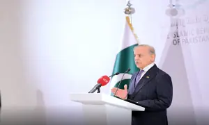 Pakistan urges international community to press Afghan Taliban for peace