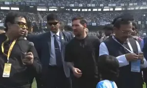 بھارت میں لیونل میسی کا تماشا بن گیا، بد نظمی پر کھلاڑی 10 منٹ میں روانہ بھارت میں لیونل میسی کا تماشا بن گیا، بد نظمی پر کھلاڑی 10 منٹ میں روانہ