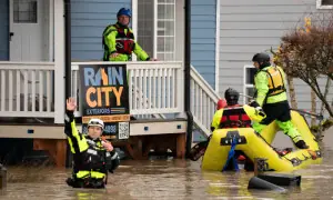 Severe floods force mass evacuations in Washington Severe floods force mass evacuations in Washington