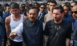 بھارت میں لیونل میسی کا تماشا بن گیا، بد نظمی پر کھلاڑی 10 منٹ میں روانہ بھارت میں لیونل میسی کا تماشا بن گیا، بد نظمی پر کھلاڑی 10 منٹ میں روانہ