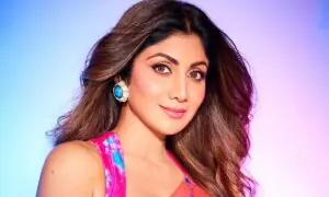 شلپا شیٹی کے کلب میں آدھی رات کو ہنگامہ آرائی شلپا شیٹی کے کلب میں آدھی رات کو ہنگامہ آرائی