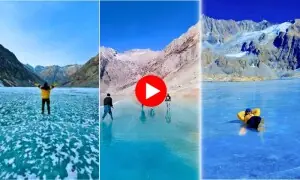 سوات میں سیاحوں کا جمی ہوئی جھیل پر واک