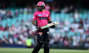 بگ بیش لیگ میں بابراعظم کا بلا رنز اگلنا بھول گیا، دوسرے میچ میں بھی فیل