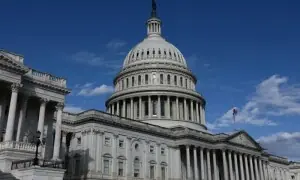 امریکی سینیٹ نے 901 ارب ڈالرز کا تاریخی دفاعی بجٹ بل منظور کرلیا امریکی سینیٹ نے 901 ارب ڈالرز کا تاریخی دفاعی بجٹ بل منظور کرلیا