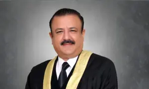 جعلی ڈگری کیس: اسلام آباد ہائی کورٹ کے جج جسٹس طارق جہانگیری نااہل قرار جعلی ڈگری کیس: اسلام آباد ہائی کورٹ کے جج جسٹس طارق جہانگیری نااہل قرار