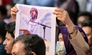 بنگلادیش میں نوجوان طلبہ کی ہلاکت کے بعد ملک بھر میں پُرتشدد احتجاج بنگلادیش میں نوجوان طلبہ کی ہلاکت کے بعد ملک بھر میں پُرتشدد احتجاج