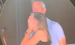 کولڈ پلے اسکینڈل تنازع میں ملوث خاتون نے بالآخر خاموشی توڑ دی