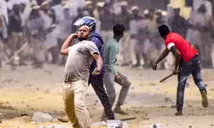 آسام میں حالات کشیدہ: دو افراد ہلاک اور 50 زخمی، بی جے پی رہنما کا گھر نذرِ آتش